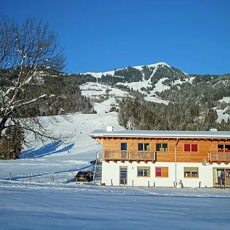 Hohe Salve An Der Piste Haslau