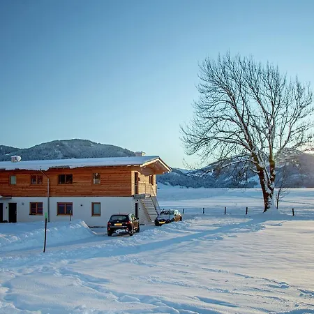 Hohe Salve An Der Piste