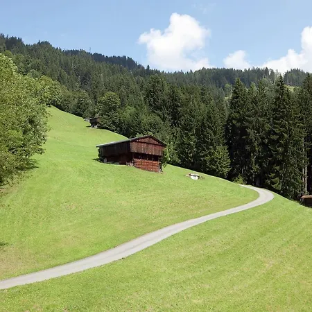 Hohe Salve An Der Piste